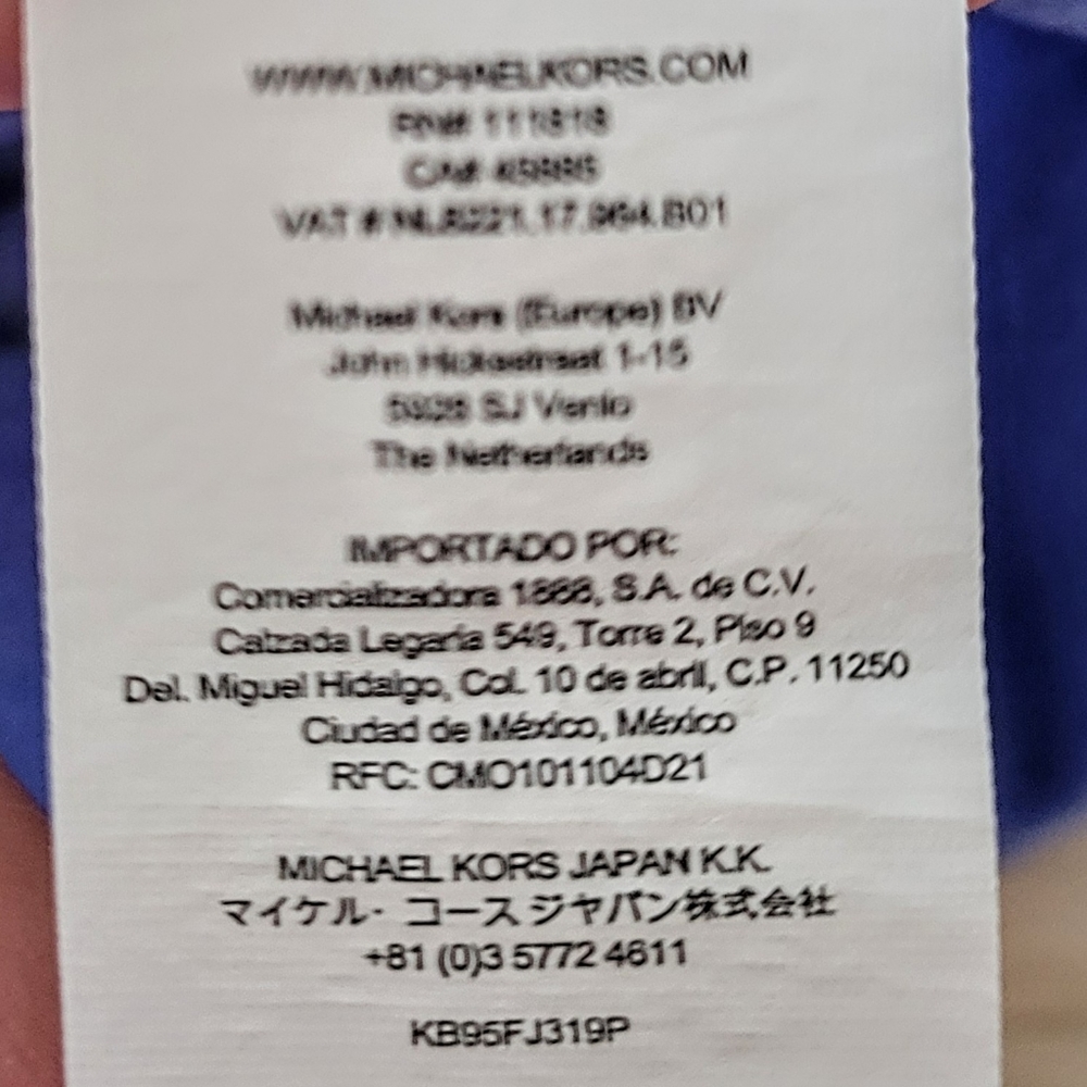 Michael Kors Classic Short Sleeve V-Neck Tee Men's size medium - Picture 8 of 8